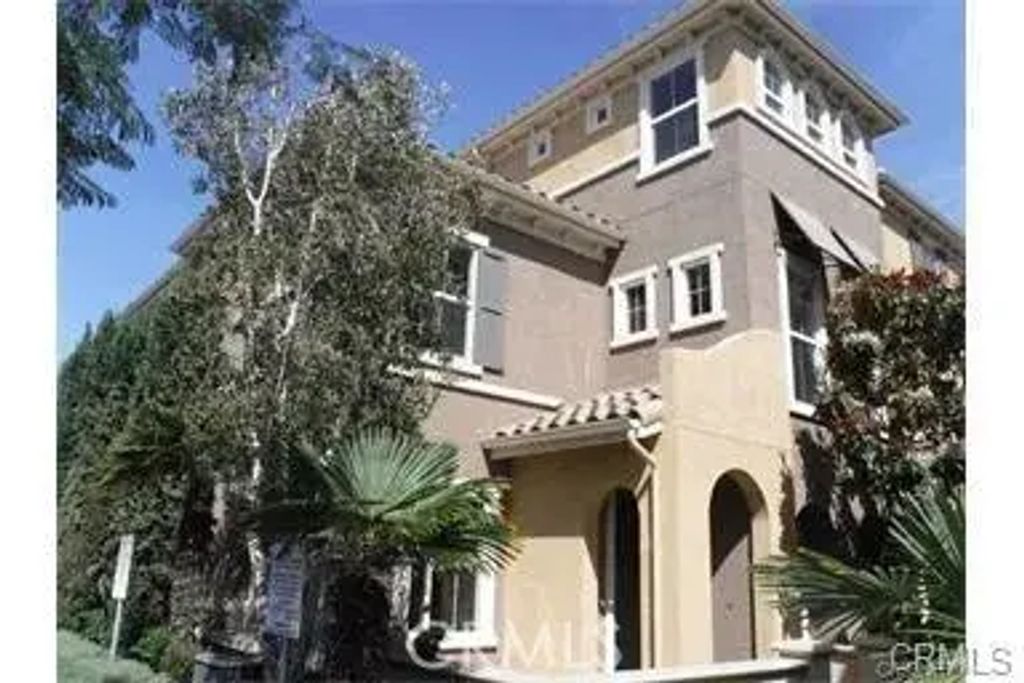 3320 Shadetree Way, Camarillo
