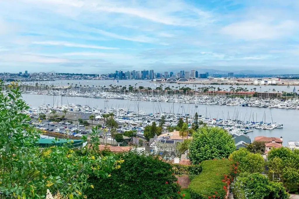 621 San Elijo Street, 