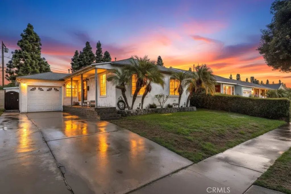 5202 Fidler, Lakewood