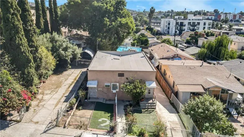 1140 N Chicago, Los Angeles