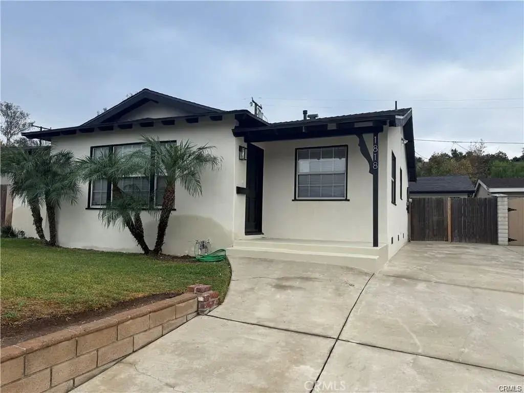 1818 Deserta, Glendora