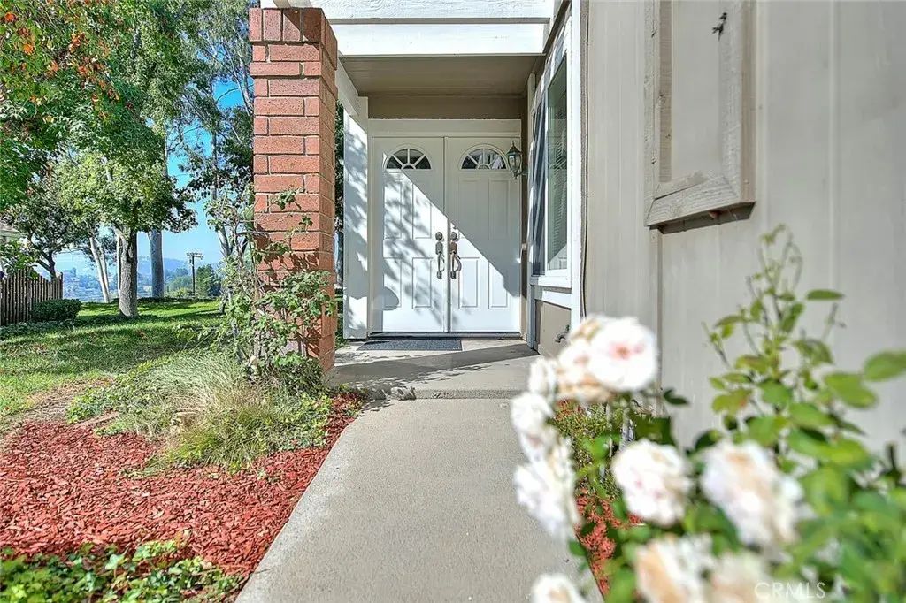16323 Sierra Ridge Way, Hacienda Heights