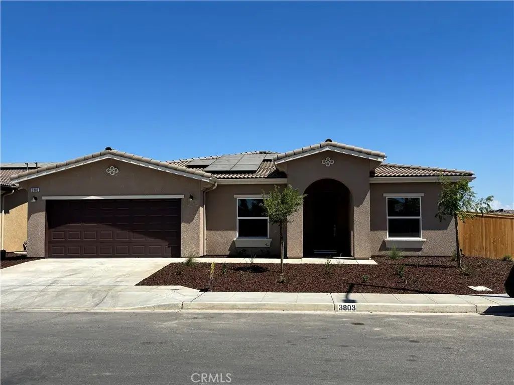 3803 Via Santa Barbara Avenue, Madera
