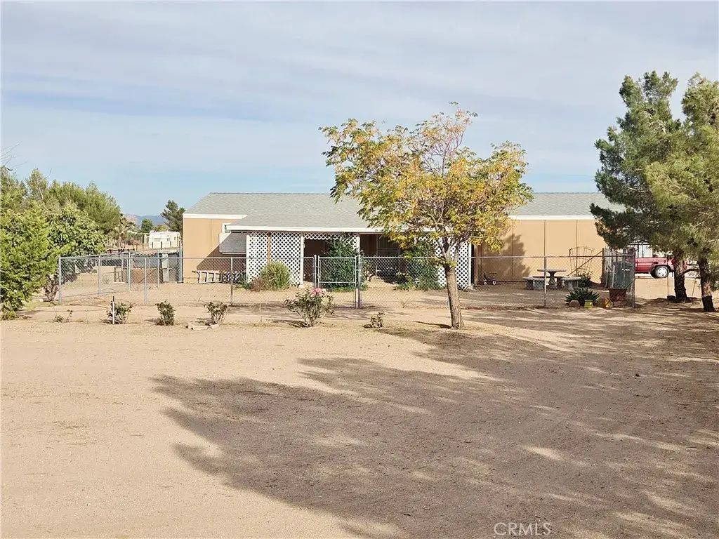 10375 Lilac, Oak Hills