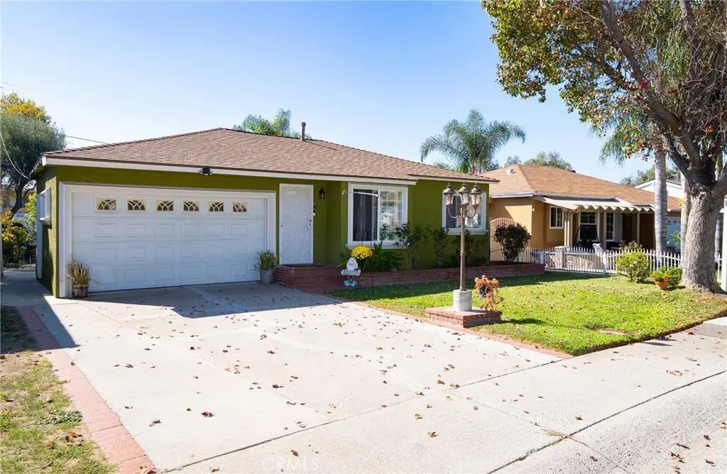 11232 Dorland, Whittier
