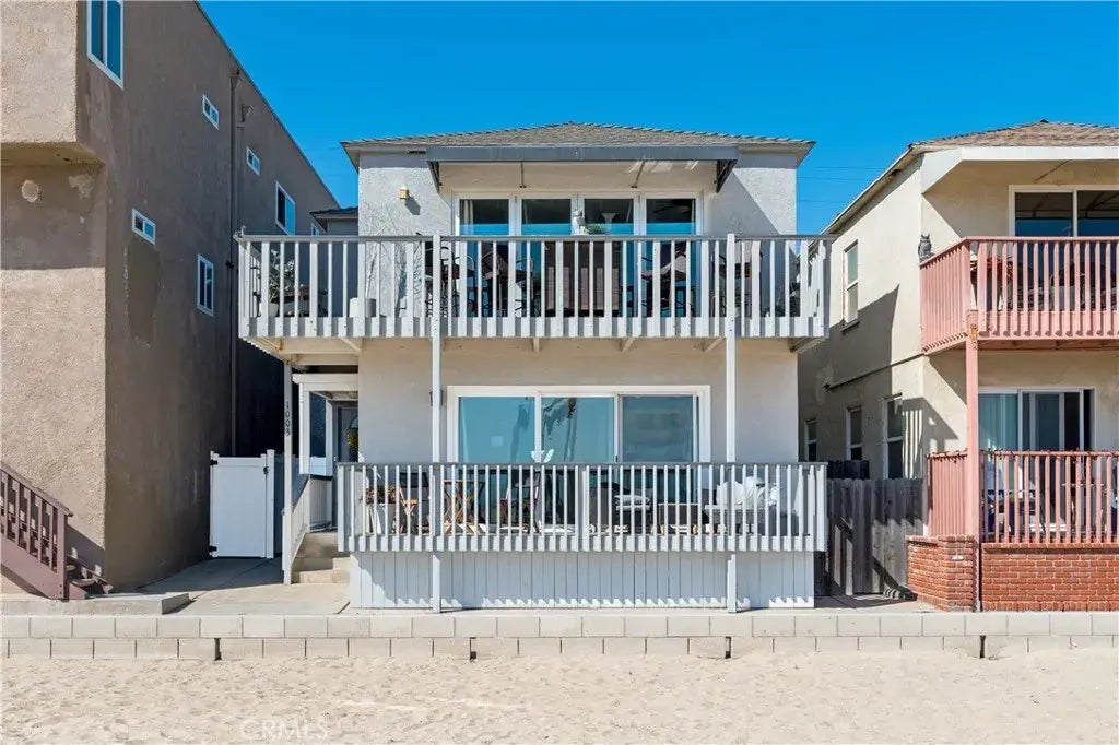 1003 Seal Way, Seal Beach