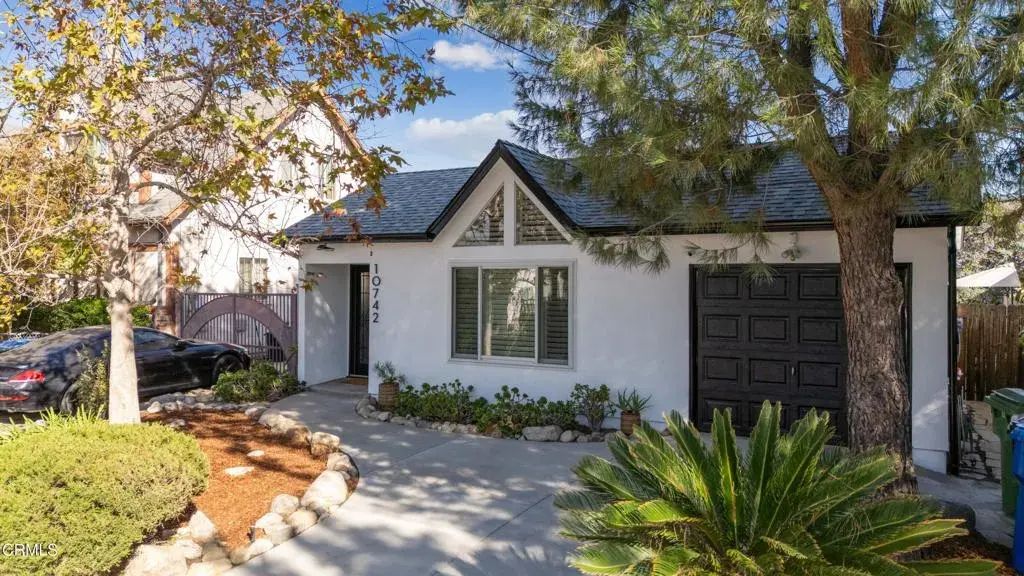 10742 Sharon Avenue, Los Angeles