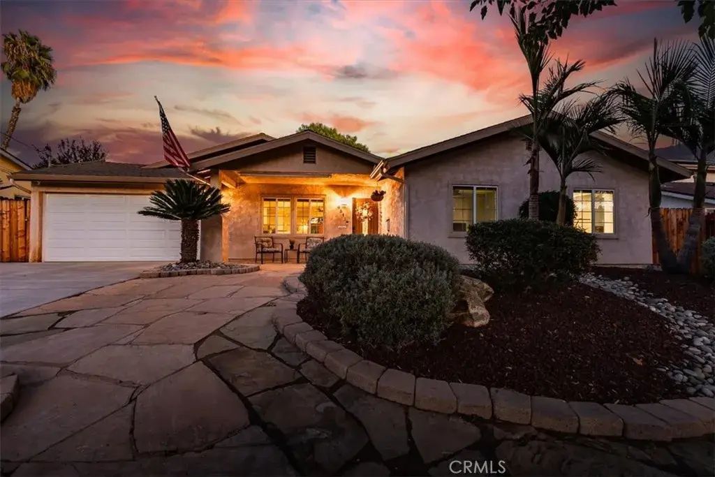 9541 Mandeville Road, Santee