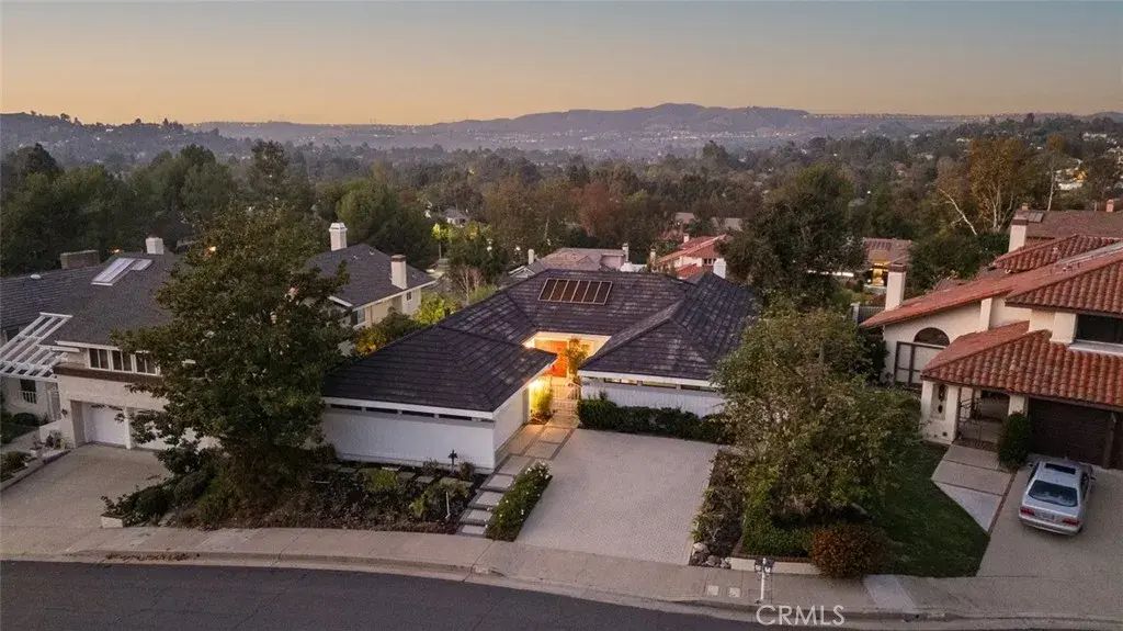 7229 E Dapple, Orange