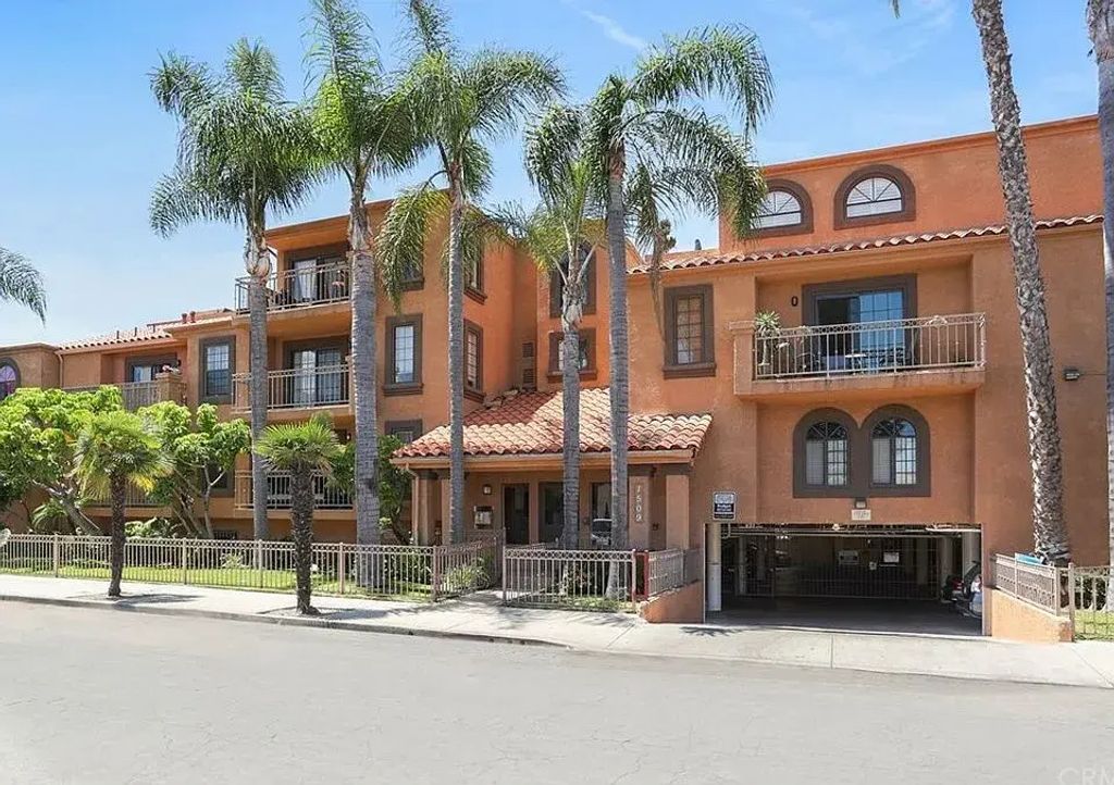 1509 Stanley Avenue 210, Long Beach