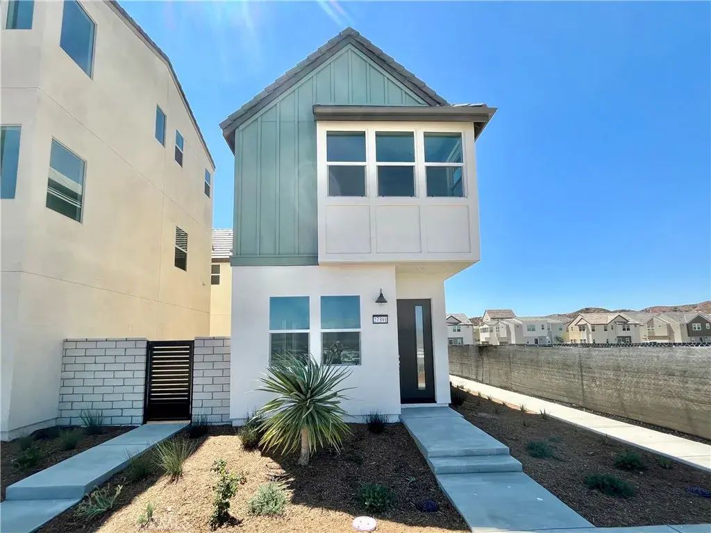 27391 Powder Ridge Court, Valencia