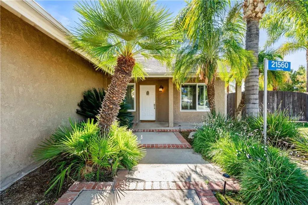 21560 Quinn, Saugus