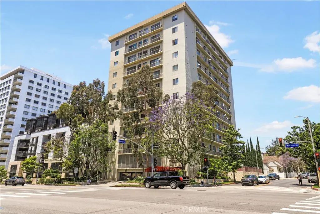 10751 Wilshire Boulevard 501, Los Angeles