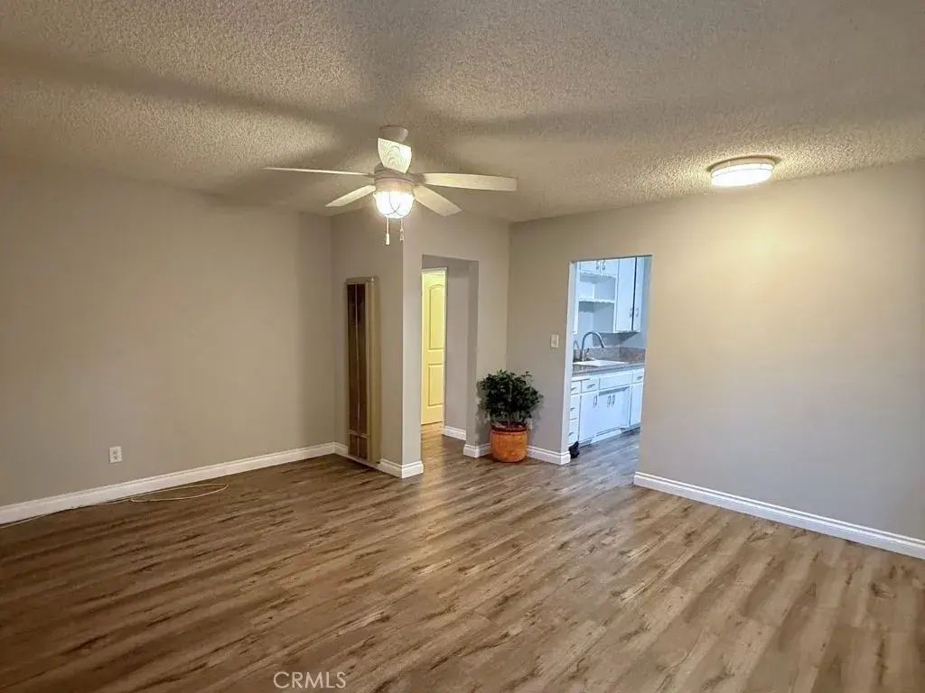 273 E 52nd, Long Beach