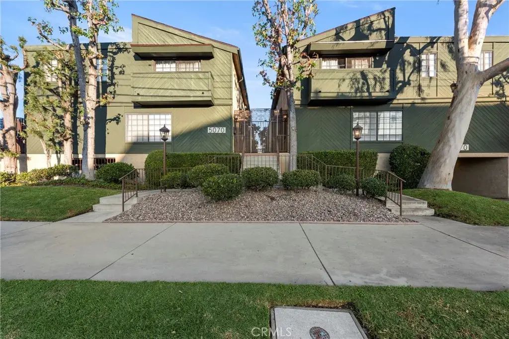 5070 Kester Avenue 12, Sherman Oaks