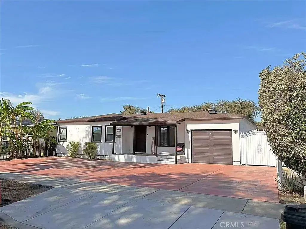 1105 E Walnut, Fullerton