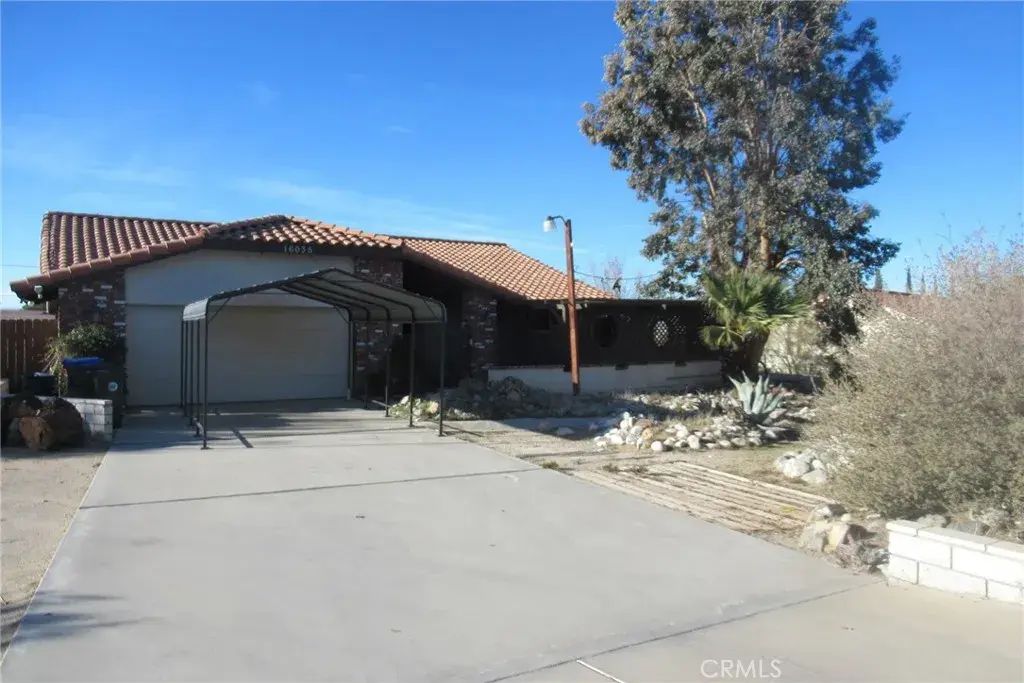 16035 Venango, Apple Valley