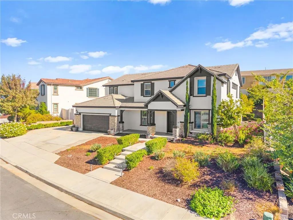 37746 Golden Eagle, Murrieta