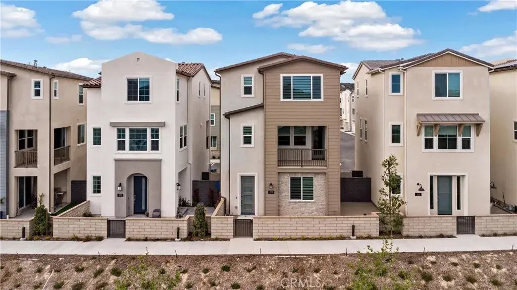 222 Heartland Way, Rancho Mission Viejo