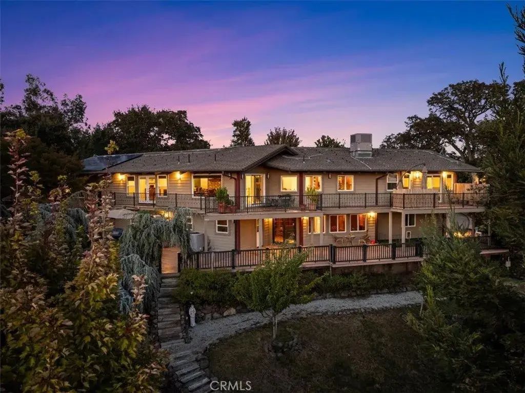 14807 Hilltop Drive, Red Bluff
