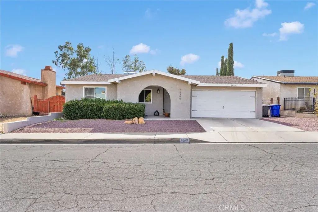 1340 Tara Street, Barstow