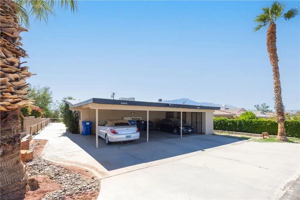 66671 3rd, Desert Hot Springs