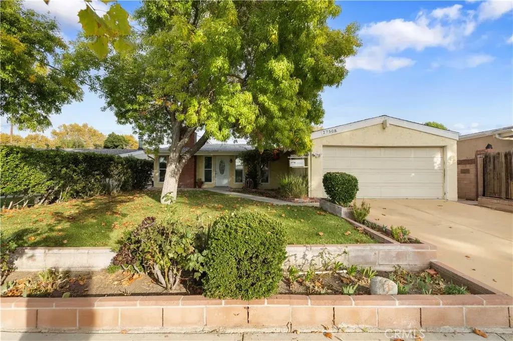 27508 Esterbrook, Canyon Country