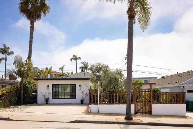 909 Leonard Avenue, Oceanside