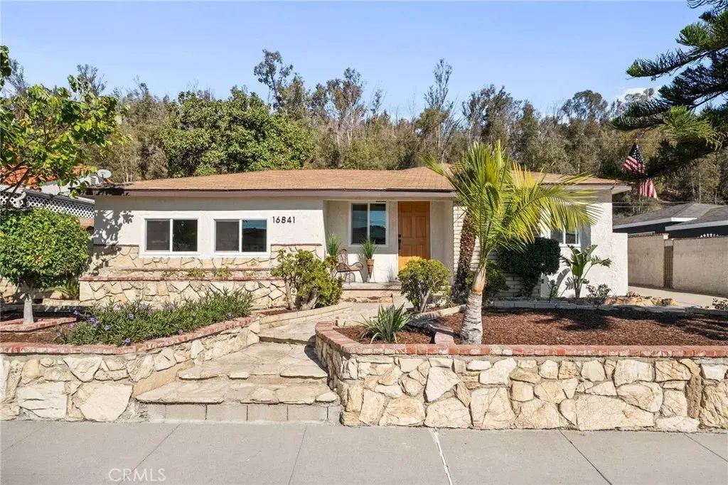 16841 Main Street, La Puente