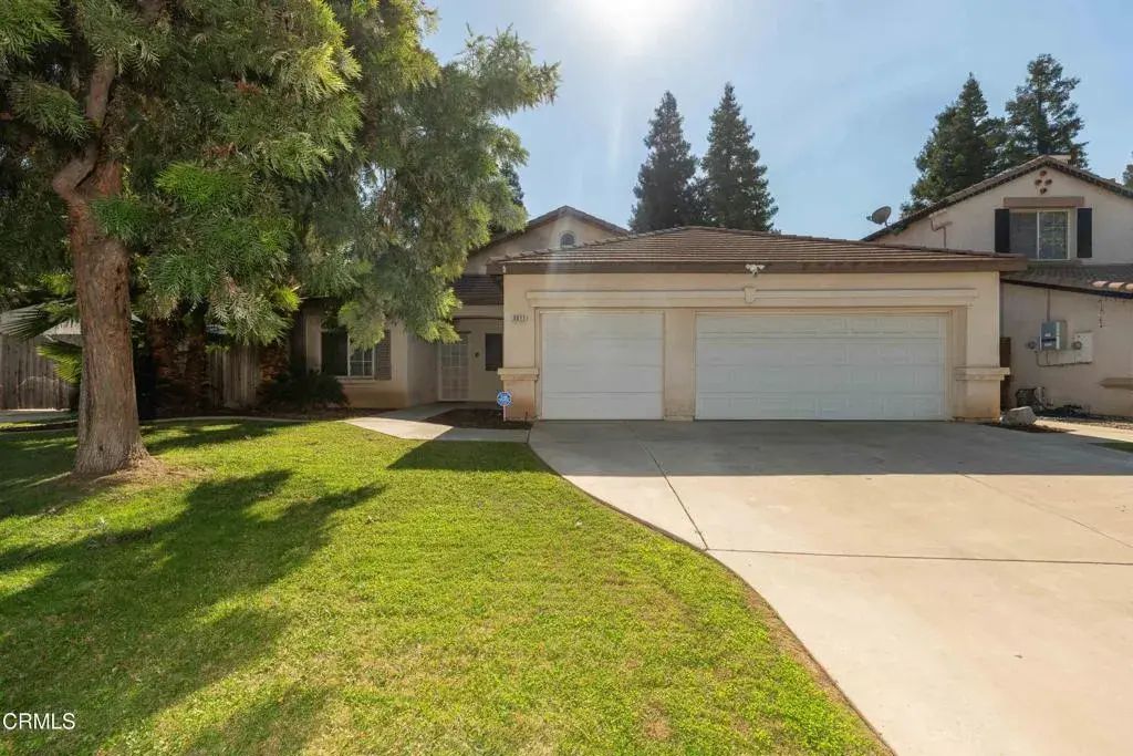 8611 Harbor Club Drive, Bakersfield