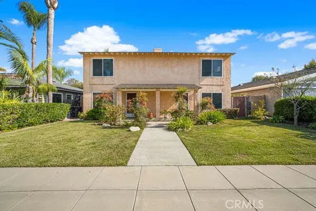 3328 California Avenue, Signal Hill