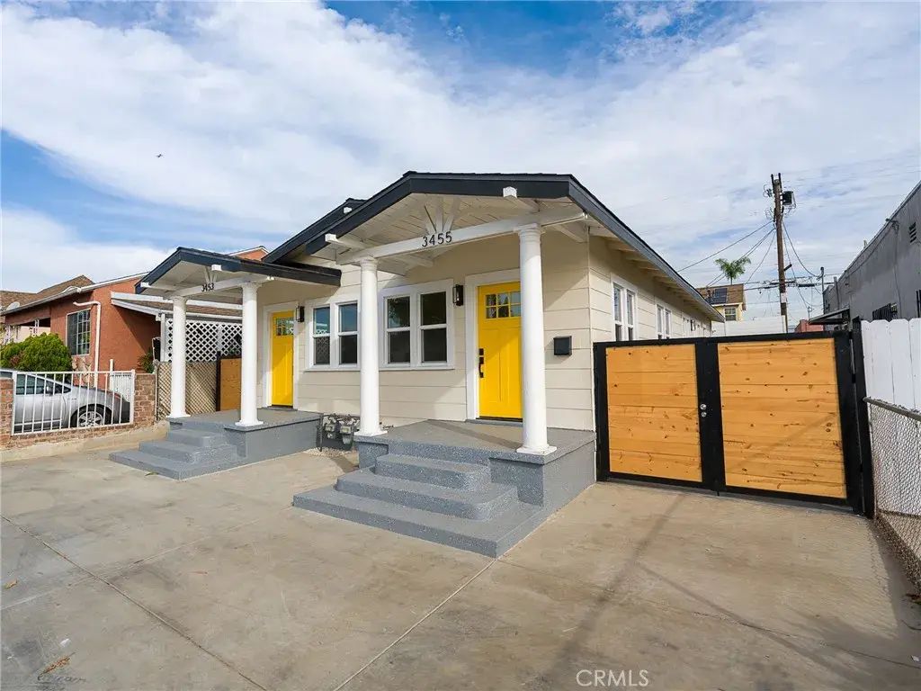 3453 Estrada, Los Angeles