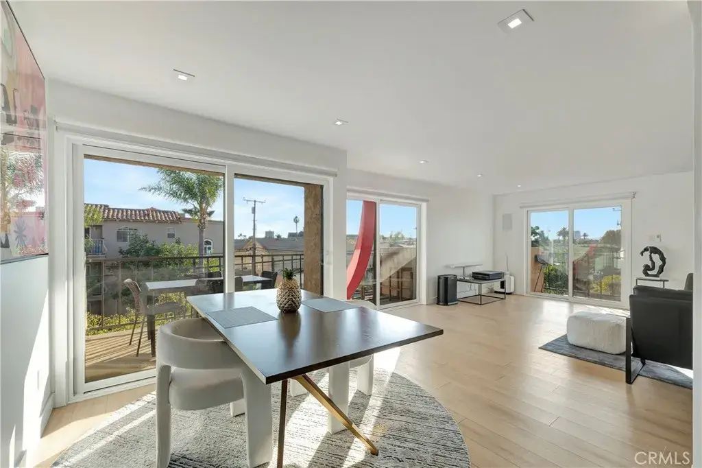 605 Redondo 308, Long Beach
