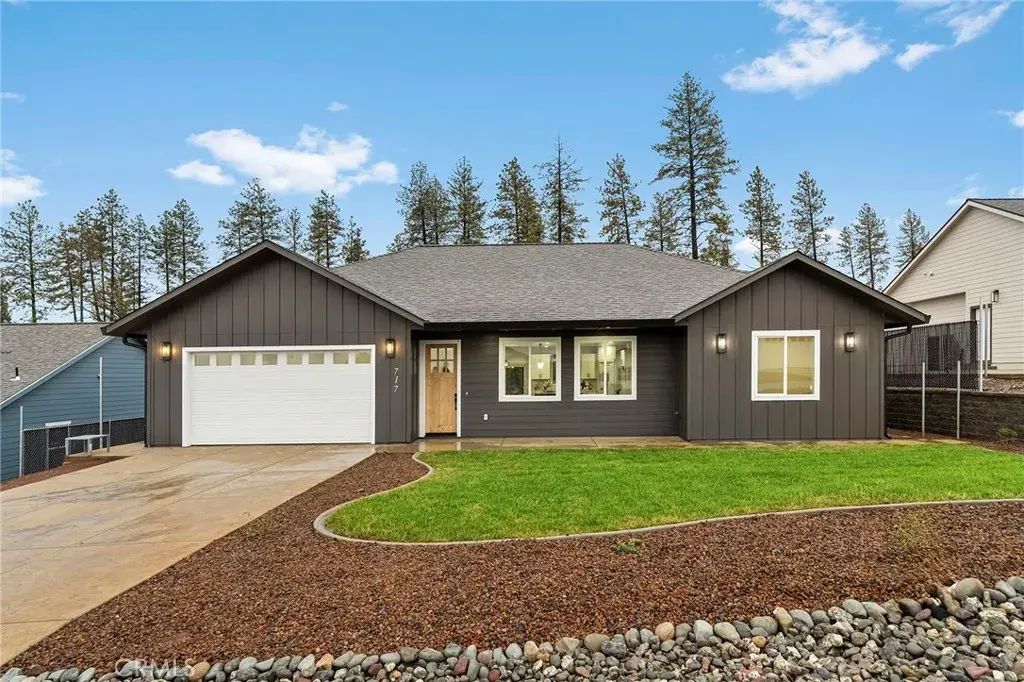 717 Madrone Way, Paradise