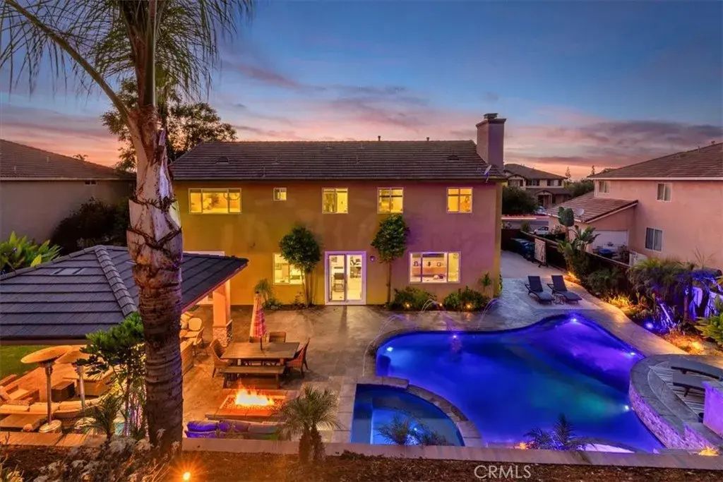 8682 Barnwood, Riverside