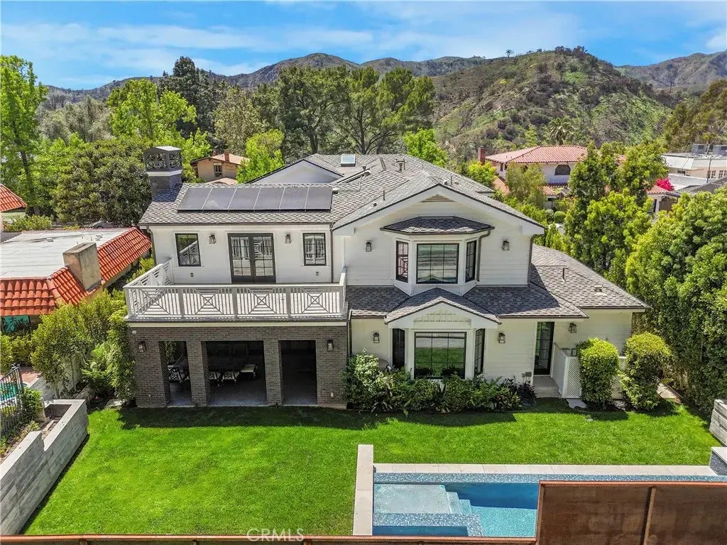 2520 La Condesa Drive, Los Angeles