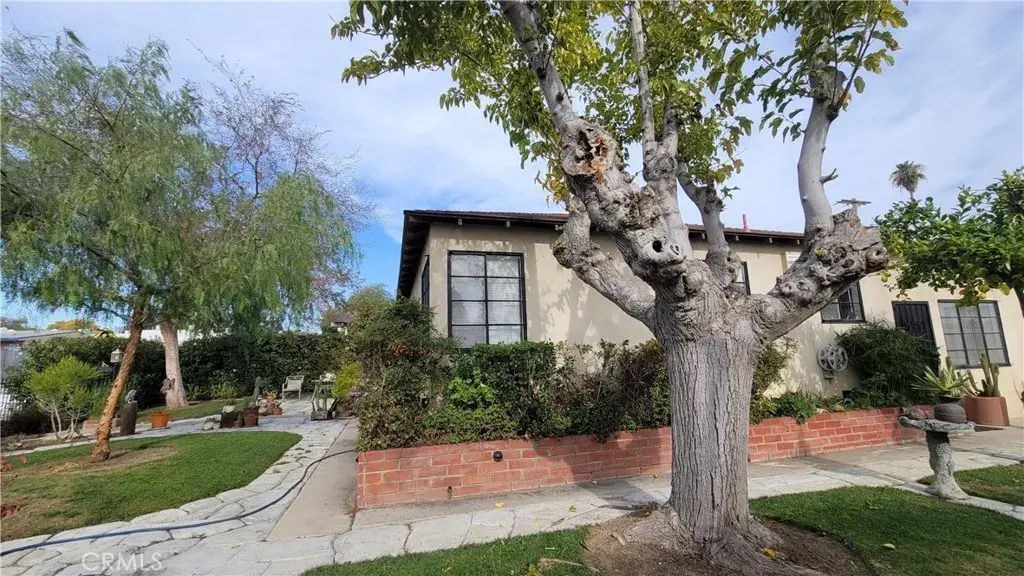 2701 Berkeley, Bakersfield