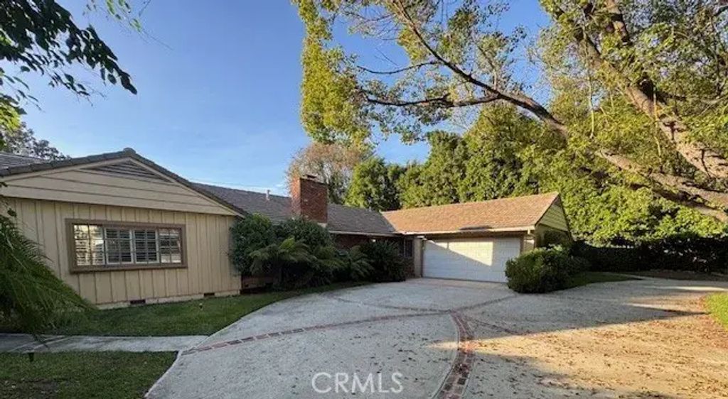 4629 Forman, Toluca Lake