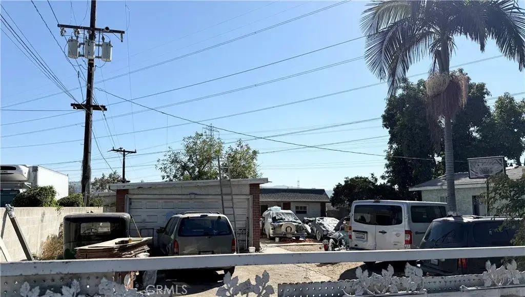 882 Durfee, South El Monte