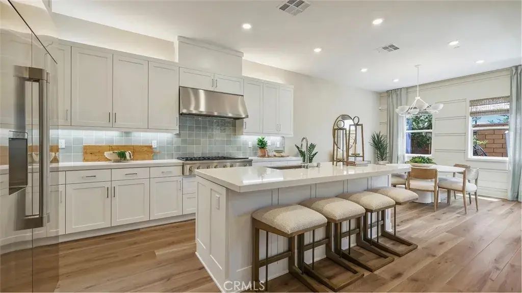 638 Snowberry Place, Montebello