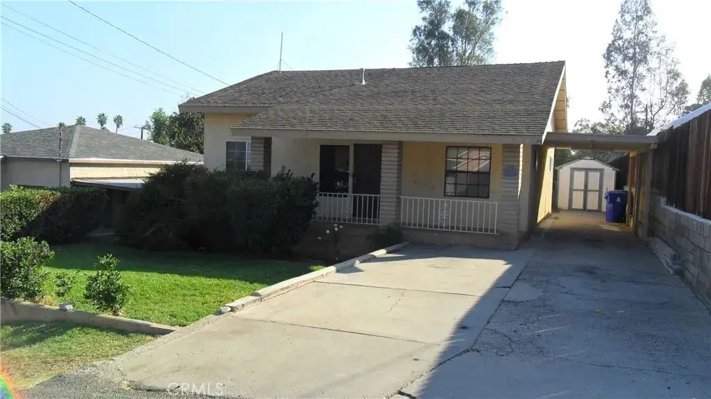 11768 Hazeldell, Riverside