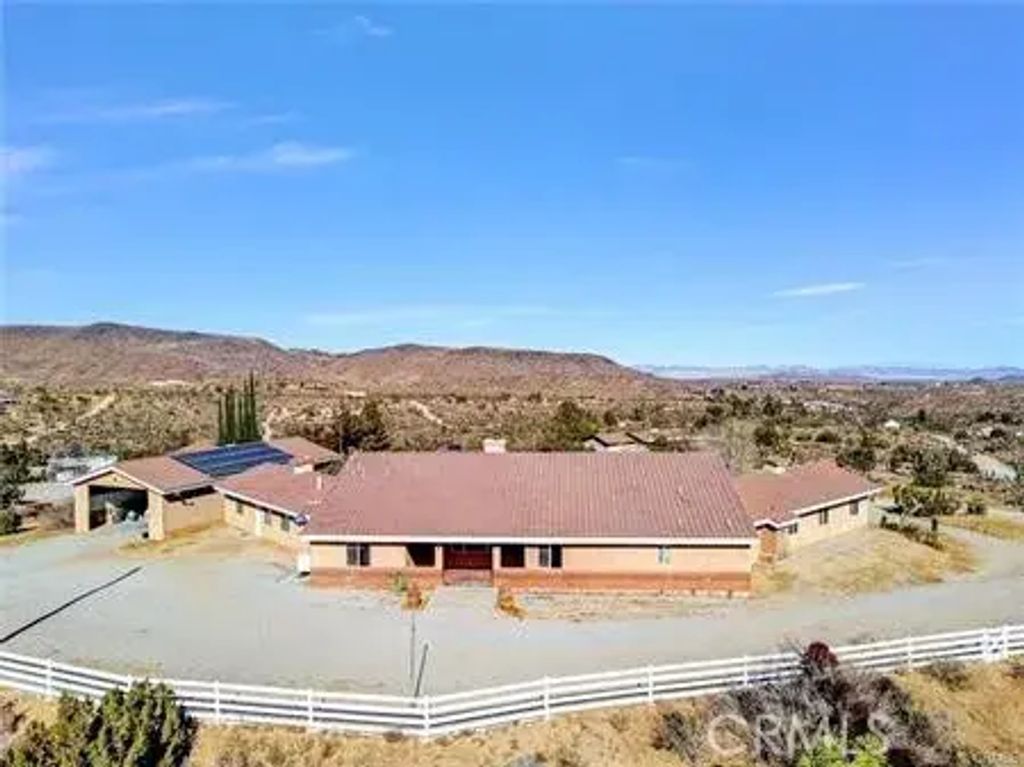 5040 Brisbane Avenue, Yucca Valley