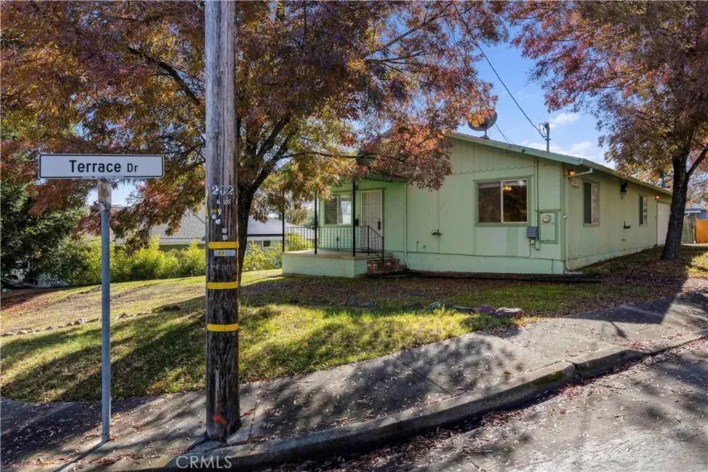 2222 Terrace, Lakeport