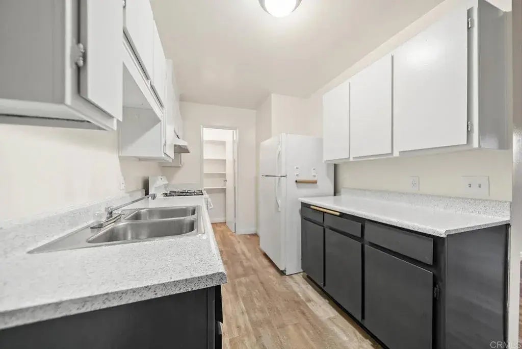 3516 Del Sol Blvd G, 