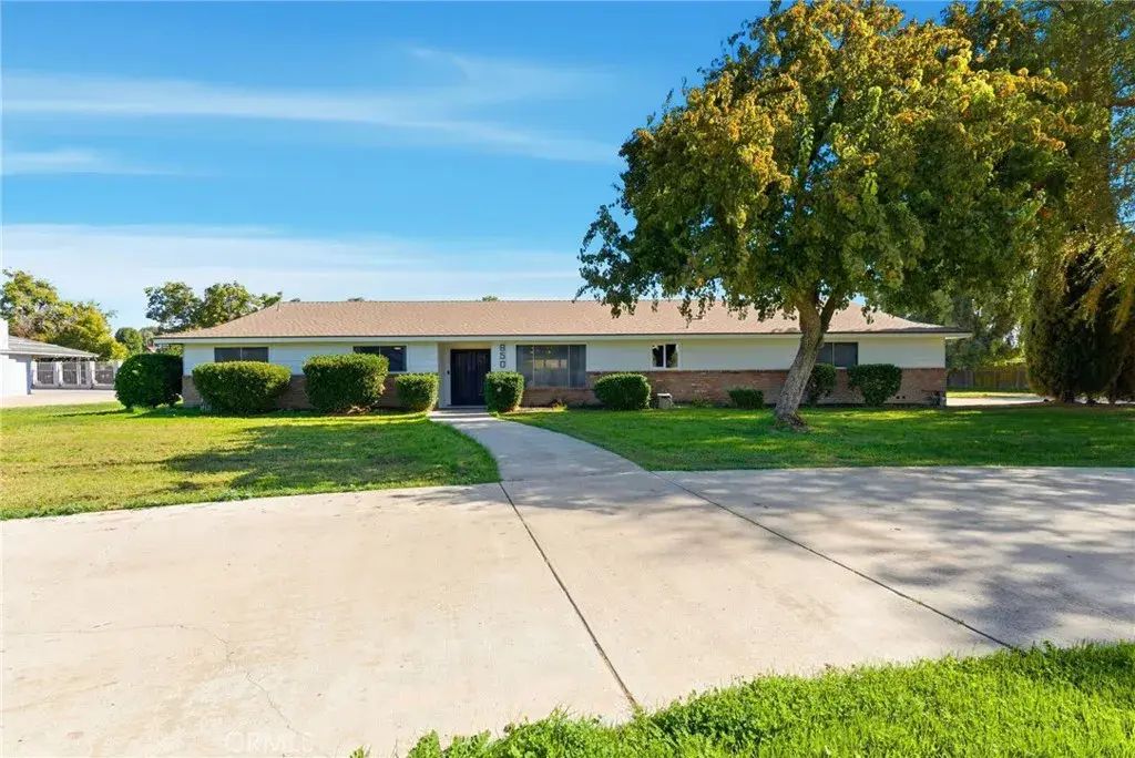 850 Palmer Circle, Lemoore