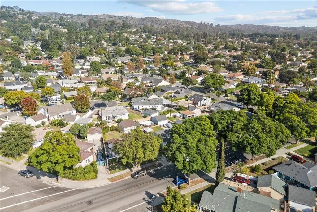 13903 La Cuarta Street, Whittier