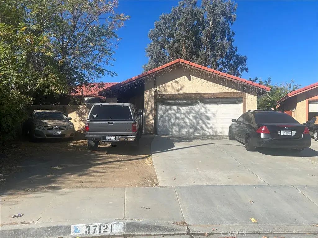 37121 Casa Grande, Palmdale