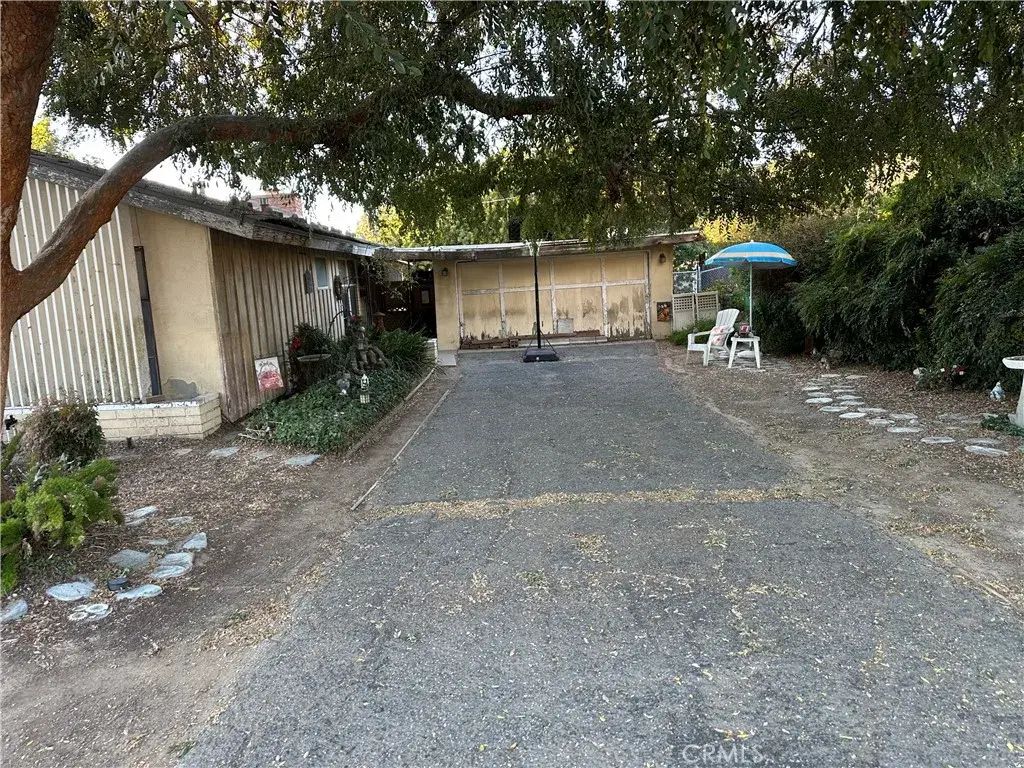 5247 Monterey, Riverside