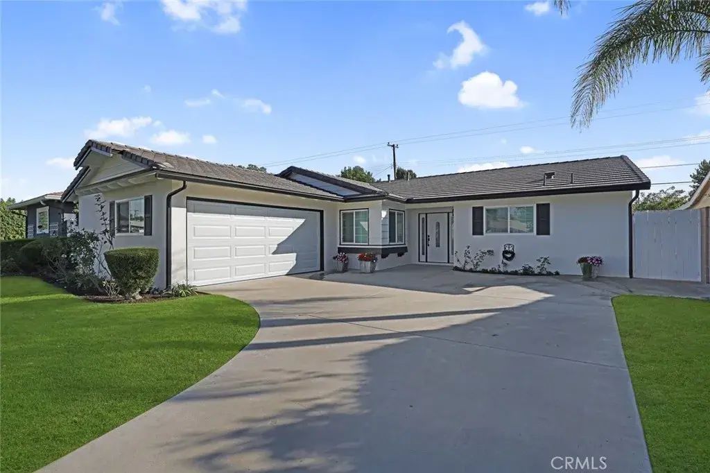 2238 E Coolidge, Orange