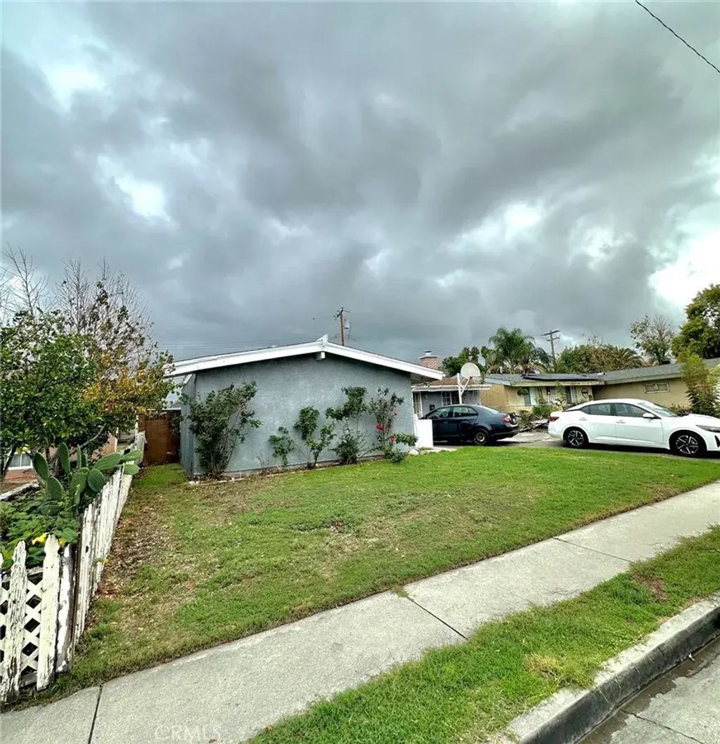 27220 Marchland, Canyon Country